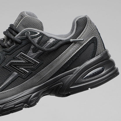 New Balance 2002R Sneakers